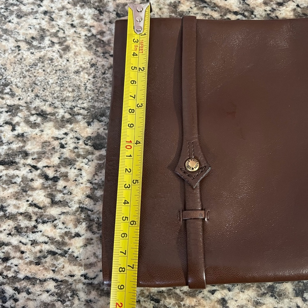 Louis Vuitton knee high boots - Picture 9 of 10